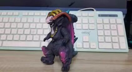 小さなモンスターウルトラマン卸売露店のおもちゃはすべて 10cm ～ 13cm 歳の男の子と子供向けのモンスターおもちゃです|undefined