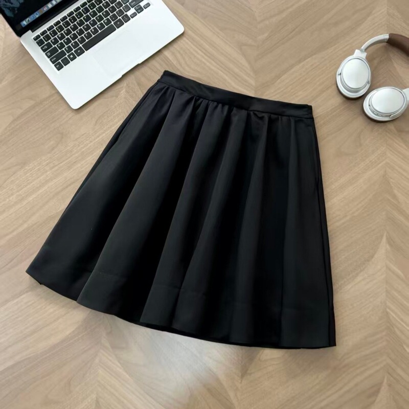 8008 Yang Mi Style Women's Woven Skirt, Spring 2026 New Casual French Hot Girl Style Short Skirt, Half Skirt, Umbrella Skirt 8008 Yang Mi Style Women's Woven Skirt, Spring 2026 New Casual French Hot Girl Style Short Skirt, Half Skirt, Umbrella Skirt