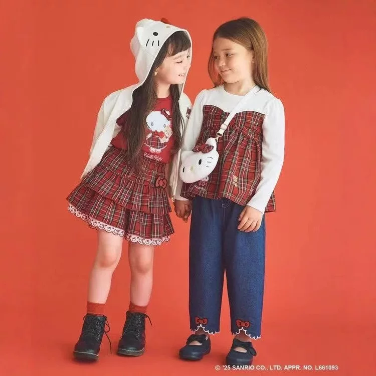 Cute skirt with bow, western style