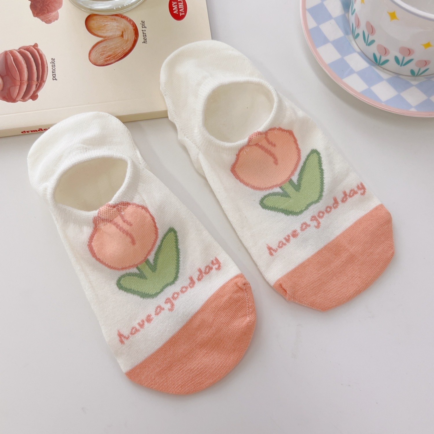 Women's Simple Style Geometric Letter Cotton Printing Socks display picture 11