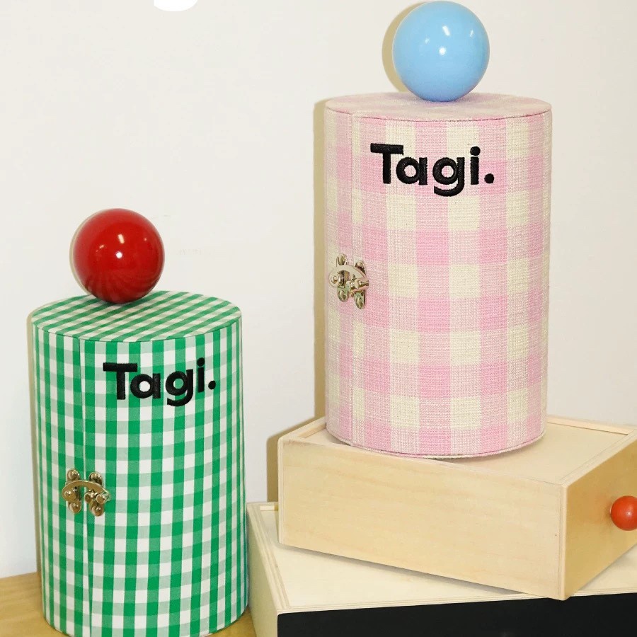 Tagi. 새로운 스마트 신호 회전 데스크탑 스토리지 고급 복고풍 대용량 틈새 보석 상자 화장품 가방