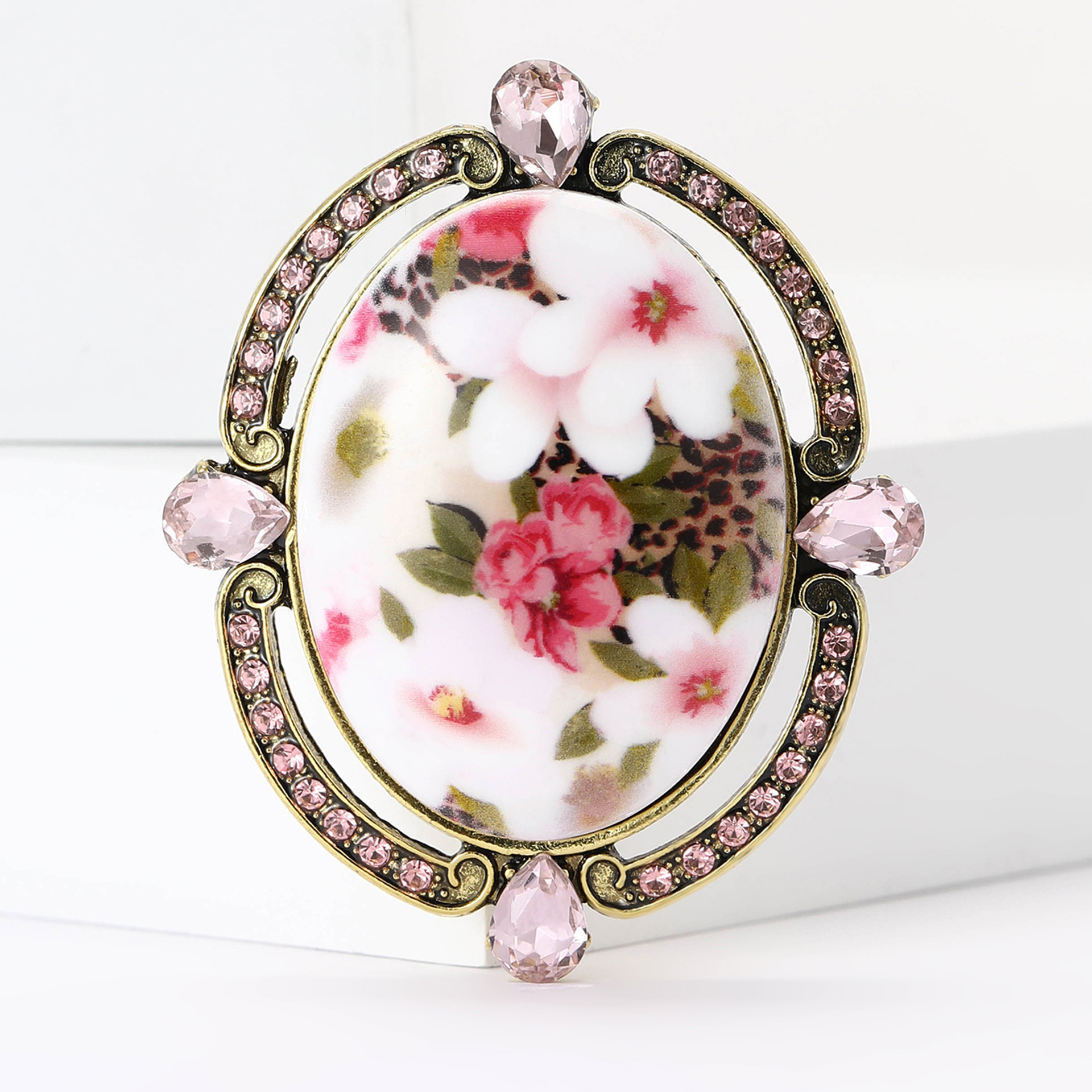 Retro Pin Flower Alloy Women's Brooches display picture 4