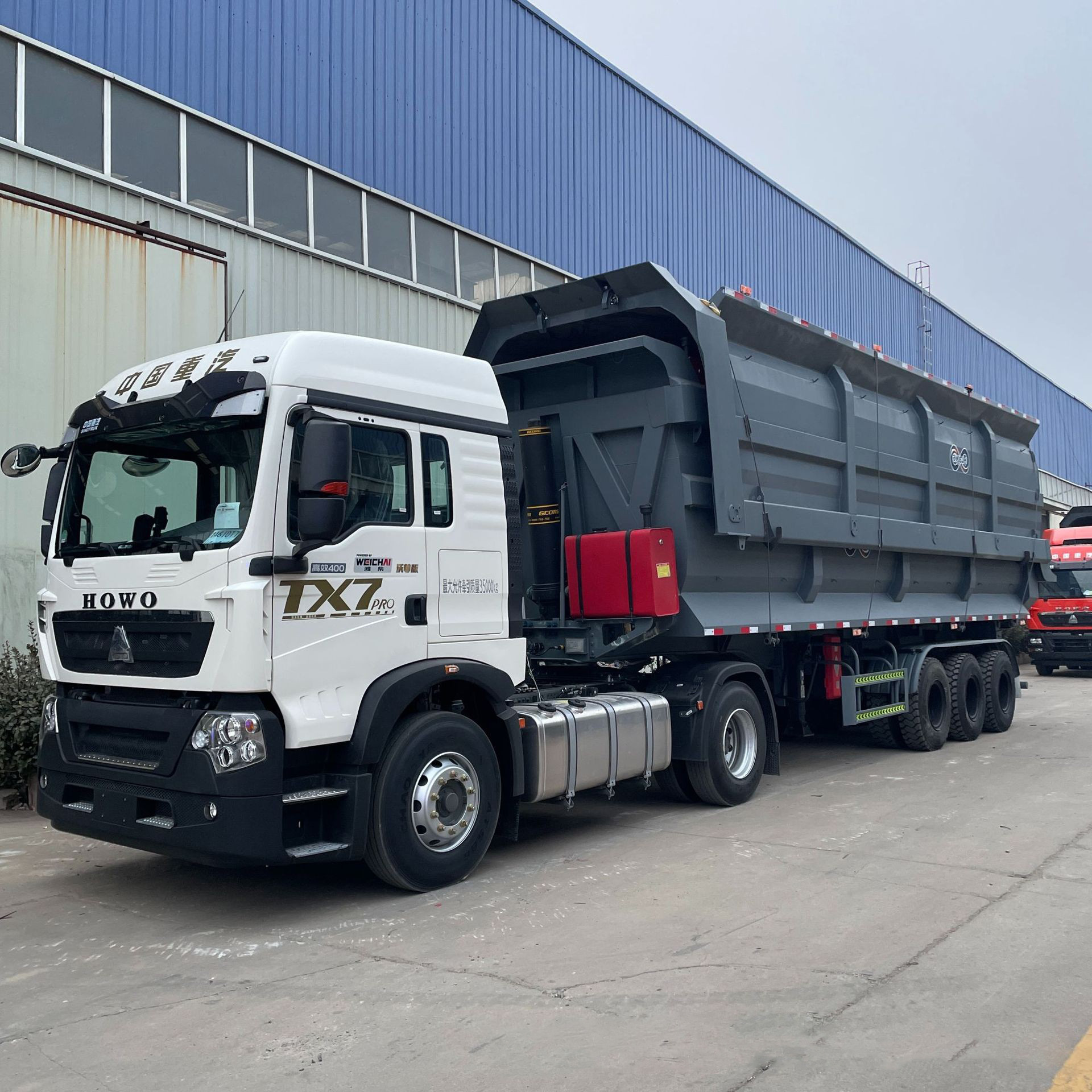 Used Rear-Dump Semi-Trailer 7.5m to 13m Side-Dump Truck for Sand and Gravel Engineering Dump Truck