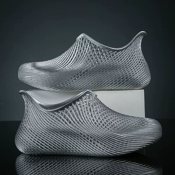3D Printed Clogs for Men, Summer Outdoor Shoes with a Soft Feel, Silent and Non-Slip Sandals, 2026 New Model, Closed-Toe Height-Increasing Beach Shoes