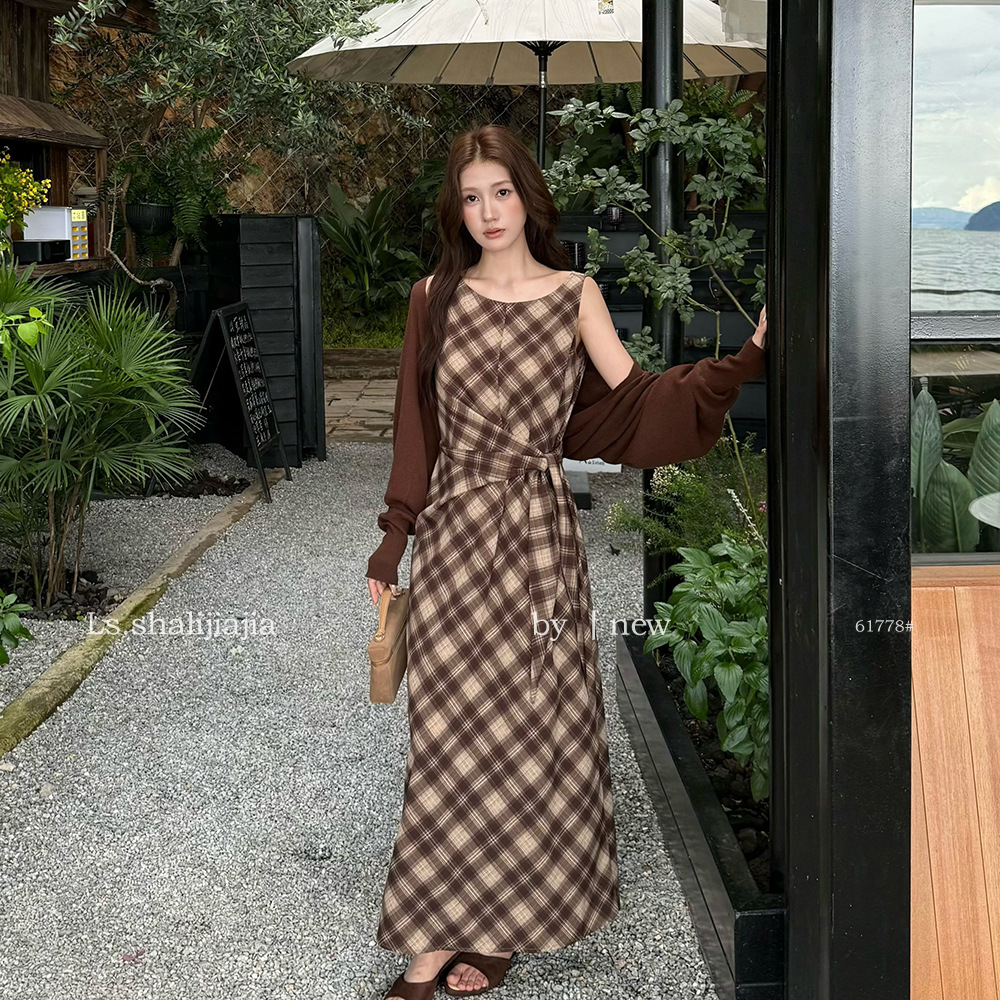 LS French Retro Elegant Plaid Dress, Guangzhou Shisanhang 2026 Early Autumn New Women's Dress 61778