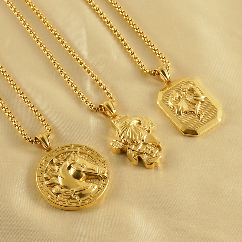Cruzar la frontera europea y americana de acero inoxidable 3D cabeza de caballo colgante "caballo" oro redondo de acero inoxidable de hip hop collar de los hombres