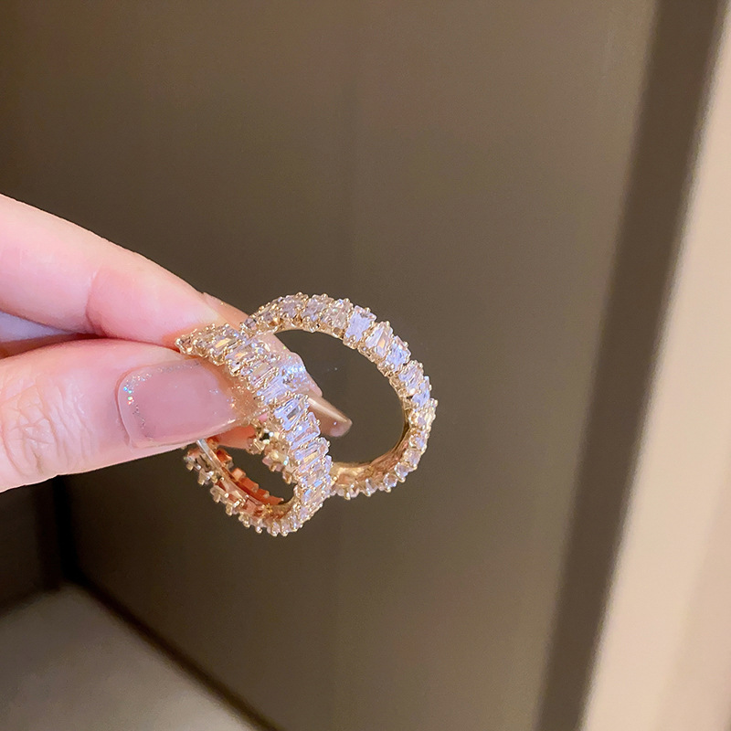 Aguja de plata cuadrado circón círculo pendientes europeo y americano Luz de lujo elegante de alto grado pendientes al por mayor