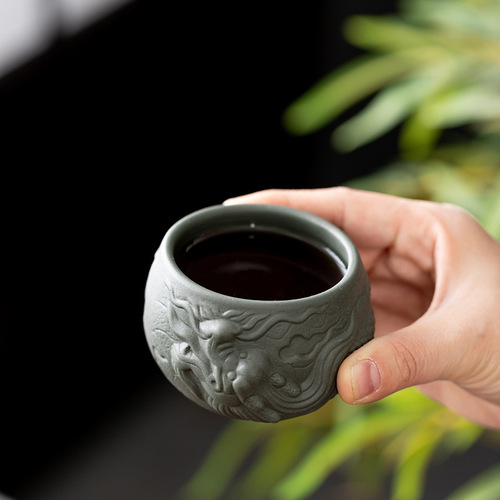 Purple Sand Tea Cup, Red Clay with Auspicious Dragon Design, Master's Cup, Carved Dragon and Phoenix Pair, Teacup, Ceramic Household Large Tea Mug, Douli (Straw Hat) Style Cup