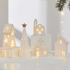 クリスマス陶磁器発光クリスマスツリー小屋デスクトップ家庭用陶磁器置物シーン配置道具クリスマスプレゼント