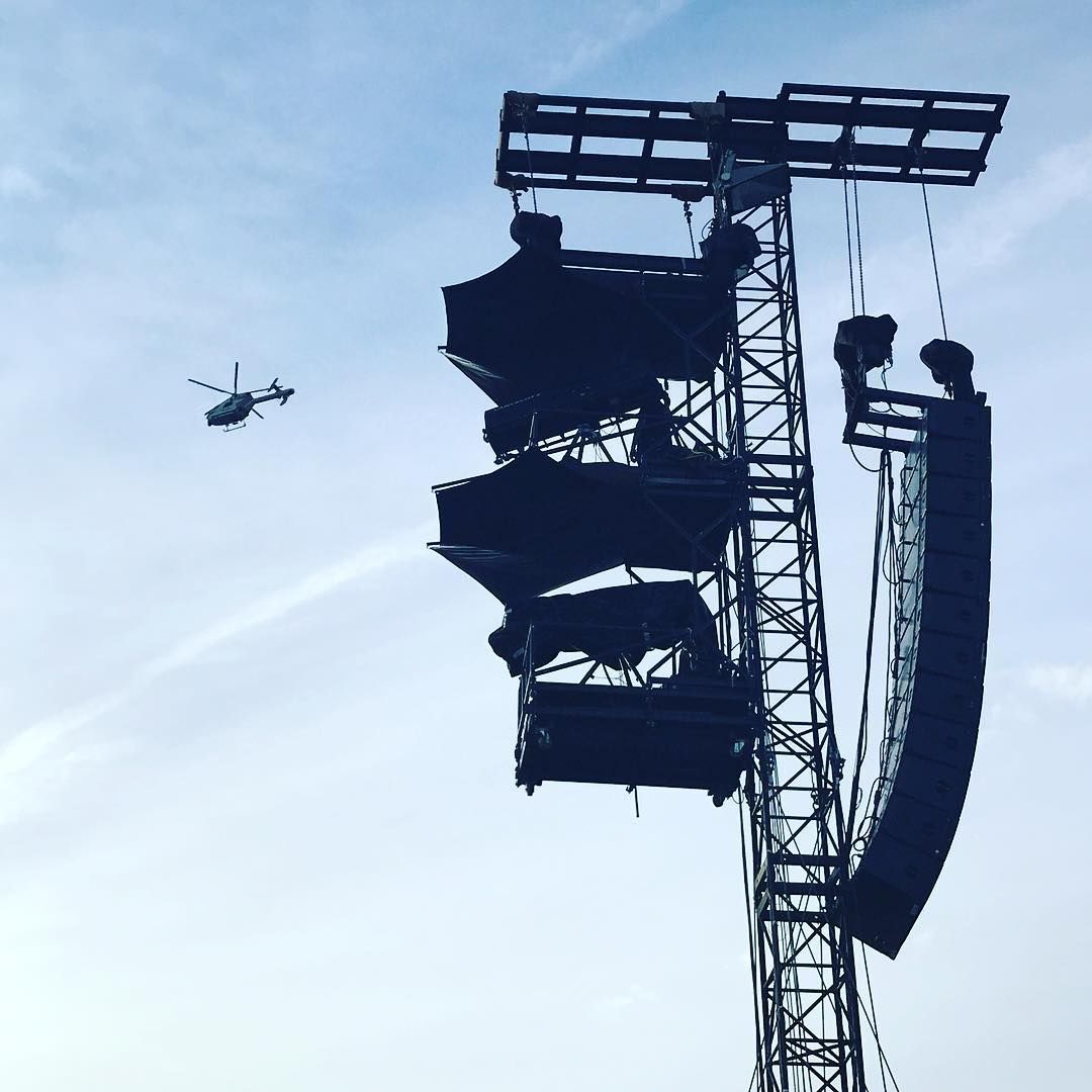 佛山创笙厂家直销可A字架ce iso欧标量大价优可外销欧洲展示架是C