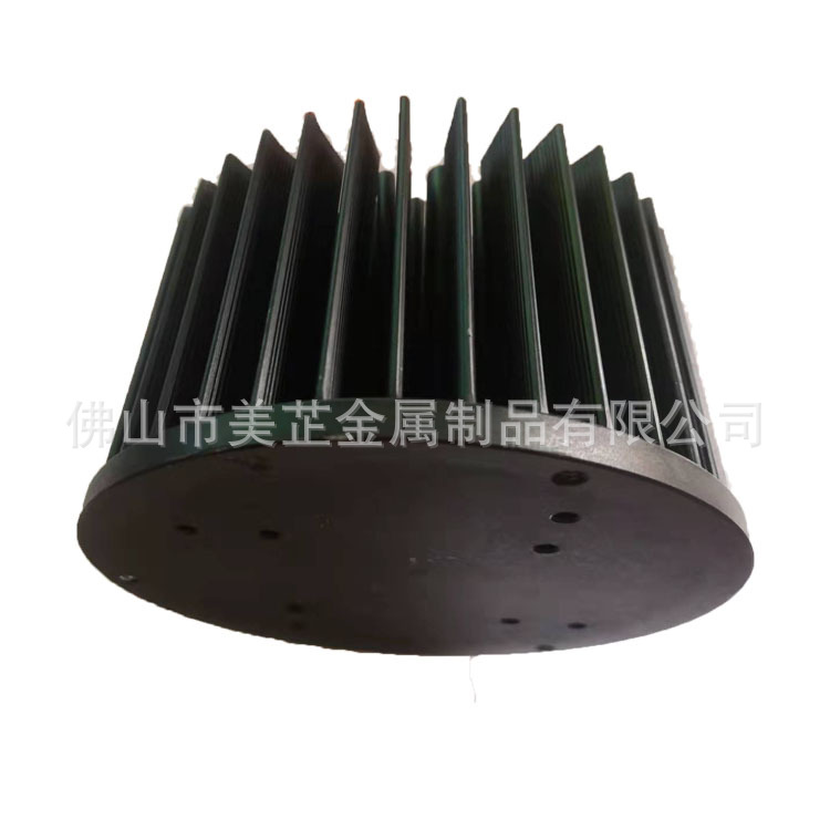 Multi-tooth radiator aluminum radiator