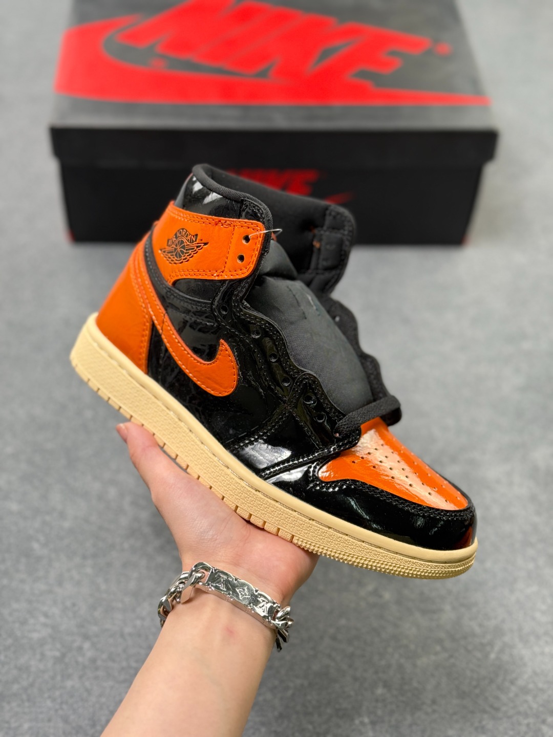 Zapatos Pitian pure original aj1 versión superior de alta calidad importada de cuero de cabeza completa para hombres y mujeres zapatillas deportivas casuales