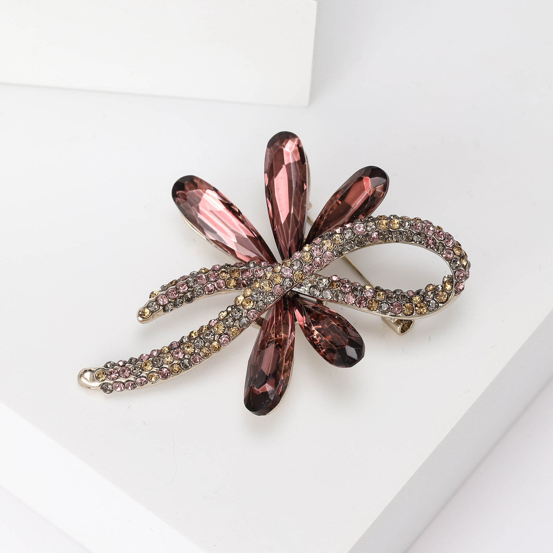 15g Weight Rhinestones Inlay Material Brooches Classification Holiday Occasion Alloy Material Bow Knot Pattern Women's Gender Inlay Design Pin Bow Knot Alloy Inlay Rhinestones Women's Brooches 8