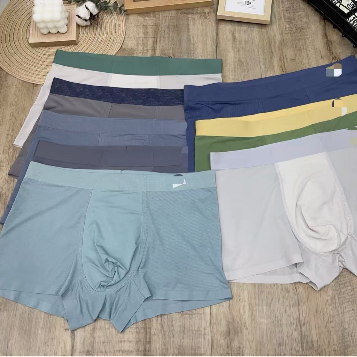 Men's Underwear New Miscellaneous Nylon Ice Silk Seamless Fashionable and Comfortable Boxer Briefs Special Price Tail Goods Wholesale