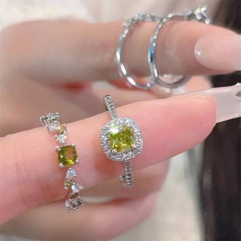 法式精致闪耀绿色锆石戒指女复古轻奢小众高级感开口可调节指环潮详情5