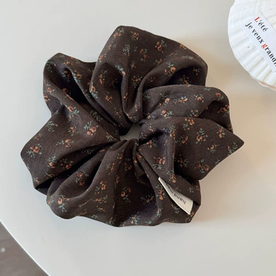hair tie, bun hair – Saç üçün rezinlər - gentle-big-circle-coffee-floral-pattern