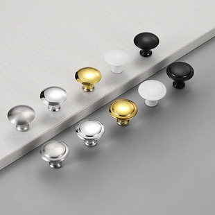 �A�����֙��TĢ����ʽС���ֺ�ɫ������ϰ��ֲ��P䓆ο׈A����