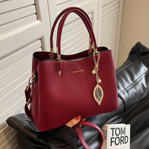 High-end wedding purse for women, 2024 new style bridesmaid bag, small red handbag for the bride