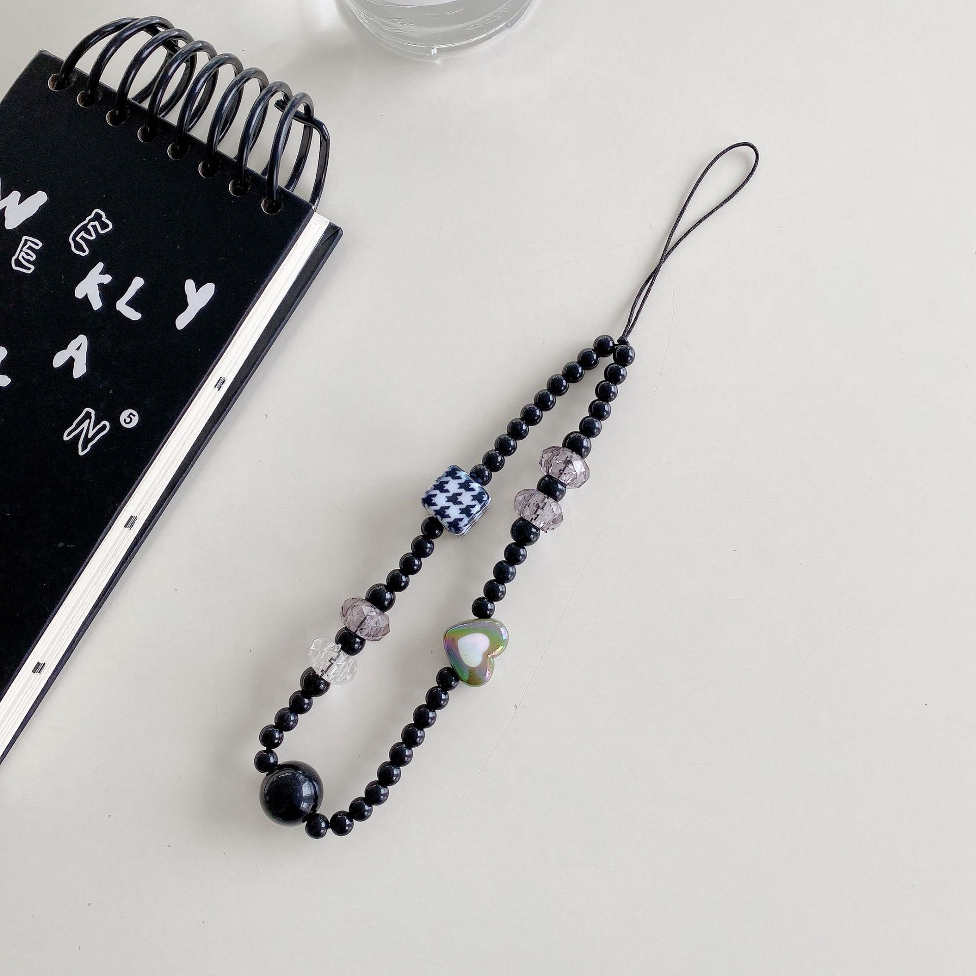 Adatto per cubo di cristallo galvanico braccialetto d'amore custodia per cellulare accessori ciondolo fiocco di perle bianche catena universale_voghion.com