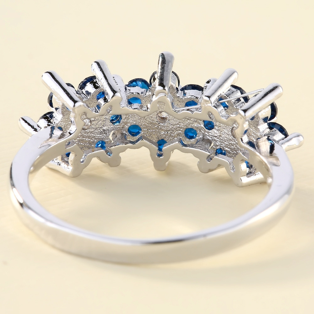 ring with stone with zircon