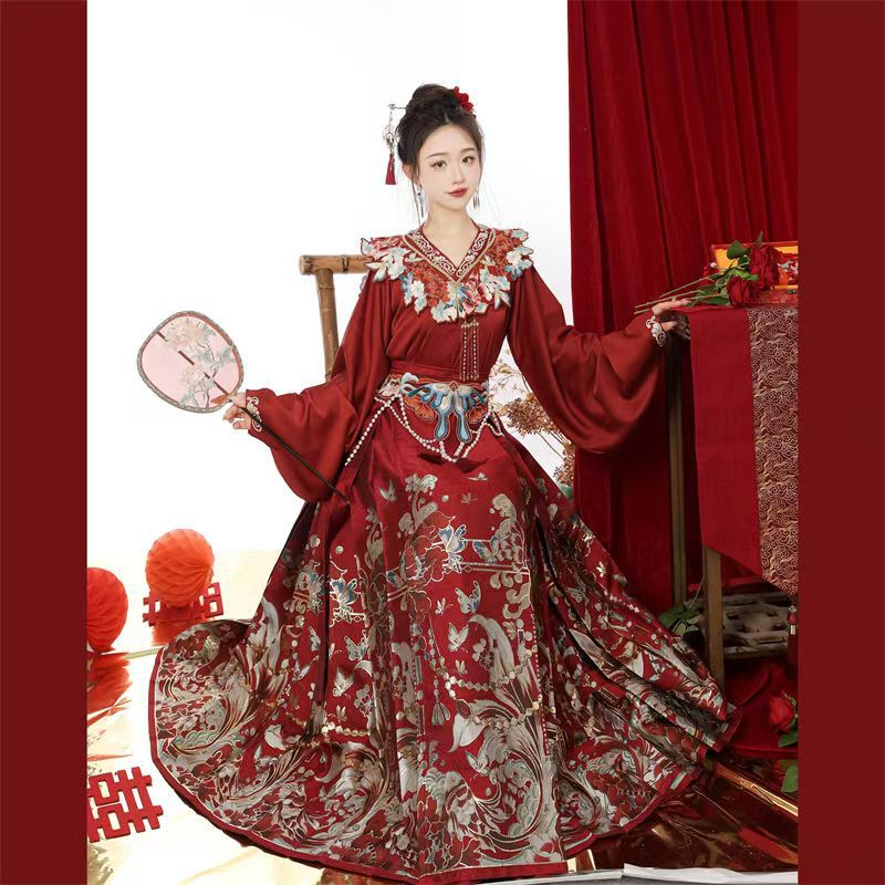 洛竹2025年原创明制汉服婚服中式新娘订婚结婚敬酒礼服古风送璎珞
