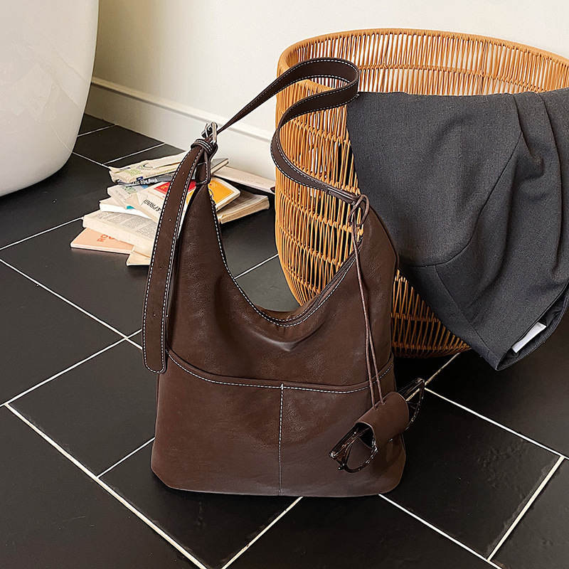 Cross-border backpack, bolsas de mano, bolsas de cubo, bolsas de gran capacidad, bolsas de hombro casuales para mujeres.