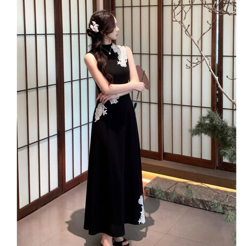 New style cheongsam dress, summer new women's fashion, elegant and slimming, with a sense of atmosphere, hollowed-out floral design, new Chinese style New style cheongsam dress, summer new women's fashion, elegant and slimming, with a sense of atmosphere, hollowed-out floral design, new Chinese style