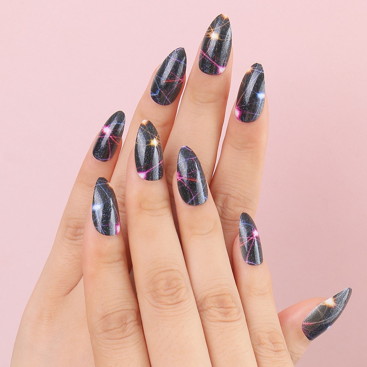 Uña de almendra desmontable negra borde francés minimalista moda manicura falsa parche de uñas al por mayor