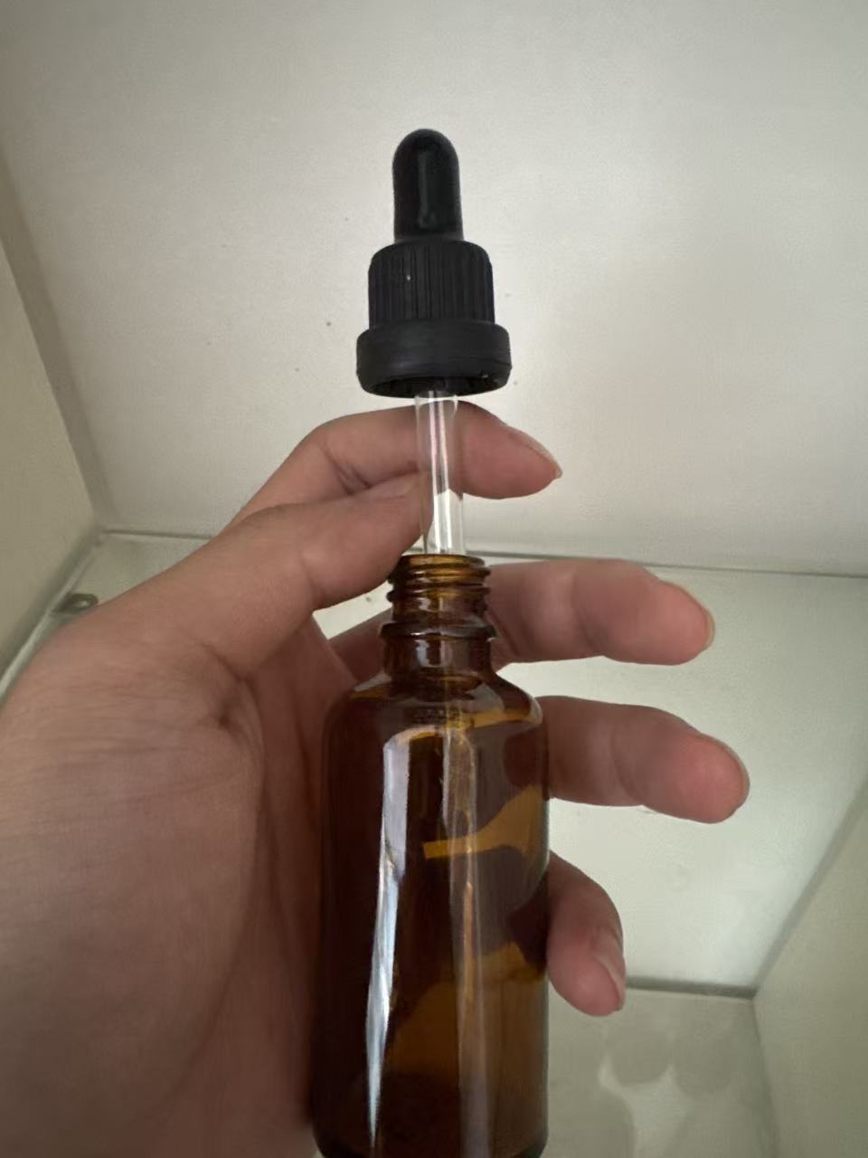 Botella de aceite esencial de 30ml botella de goteo de vidrio marrón botella de esencia de 5ml botella de aceite esencial protector de luz marrón
