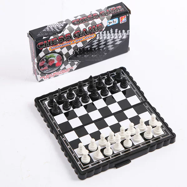 Cross-border Small Portable Chess Folding Magnetic Chess Travel Black and White Children's Educational Board Game Toys