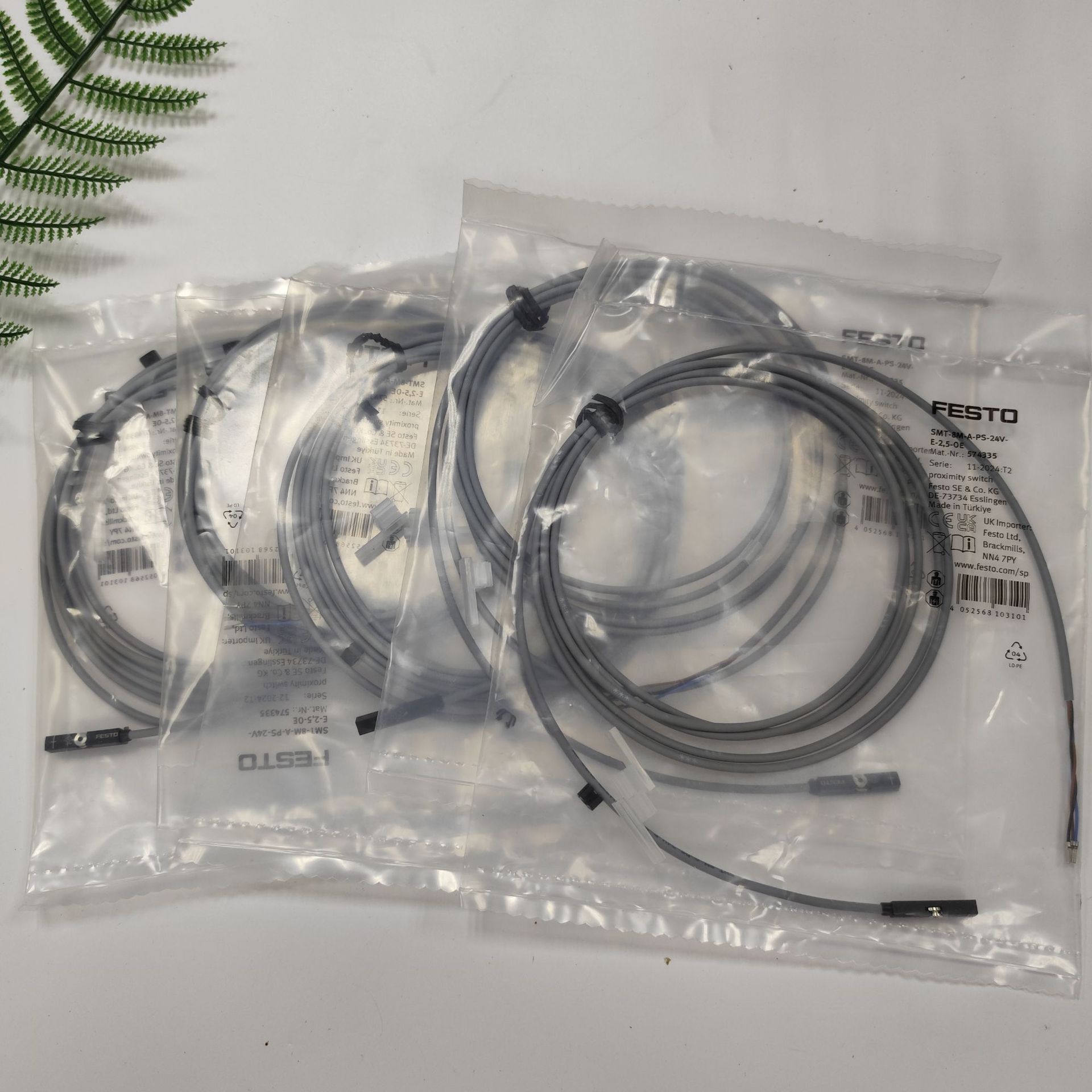 FESTO费斯托接近开关 SMT-8M-A-PS-24V-E-0,3-M12 574337 现货