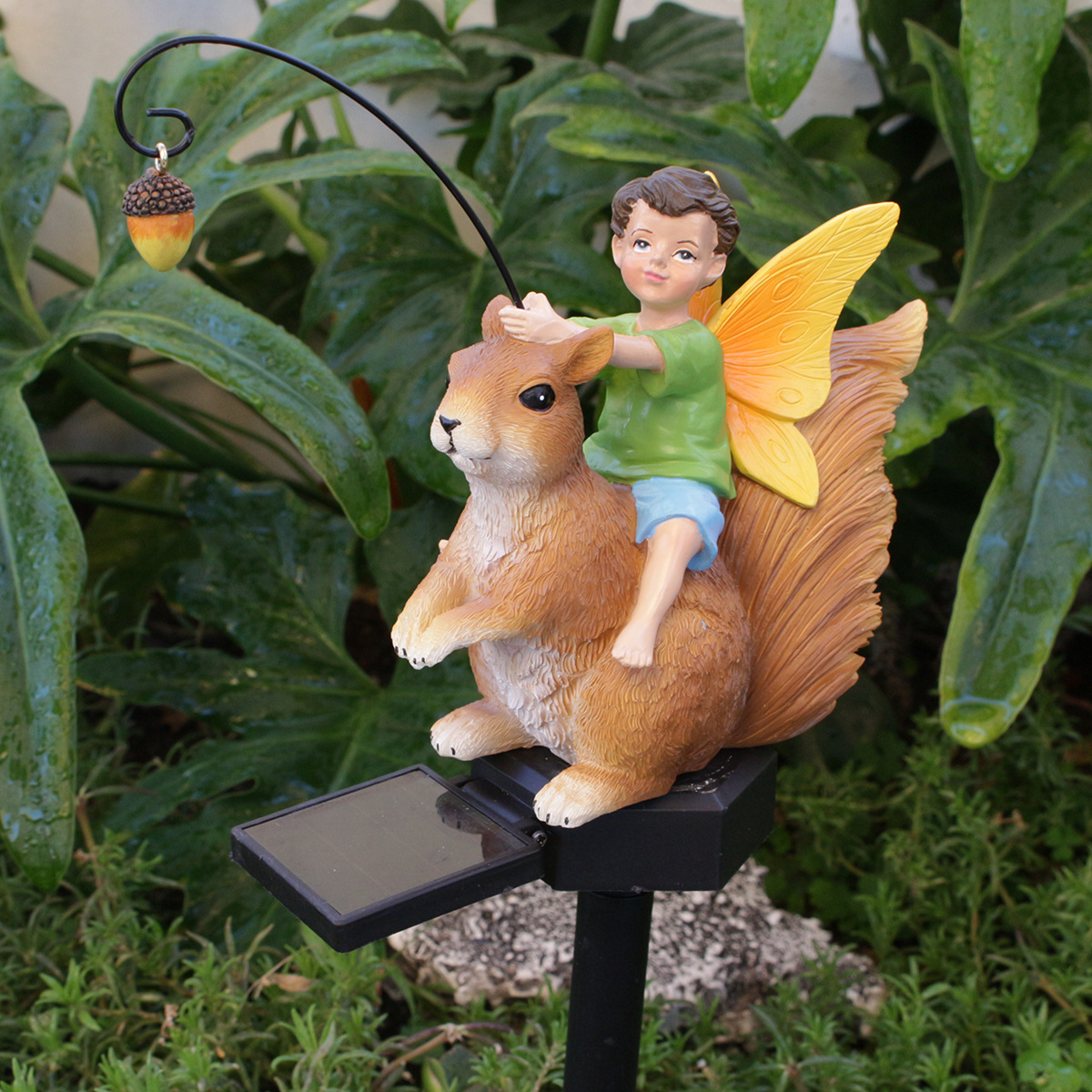 American country solar light Squirrel Boy plug-in garden solar flower arrangement decoration cartoon animal  lot