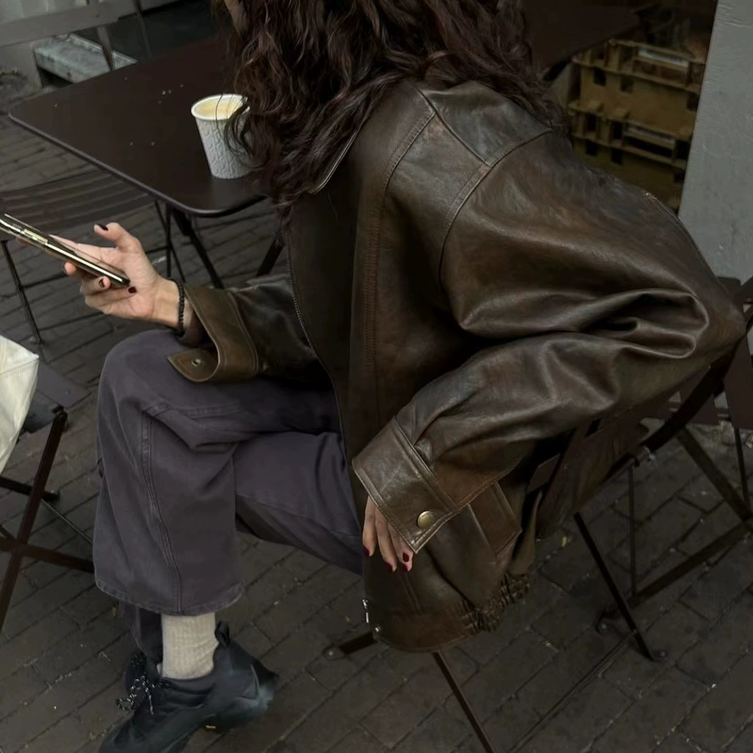 Новая осенне-зимняя стильная байкерская куртка в стиле ретро Maillard с застежкой-молнией, свободная женская куртка из искусственной кожи.