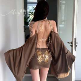 美诱佳情趣内衣风露肩露背包臀性感宽松蝙蝠袖连衣裙设计感挂脖裙