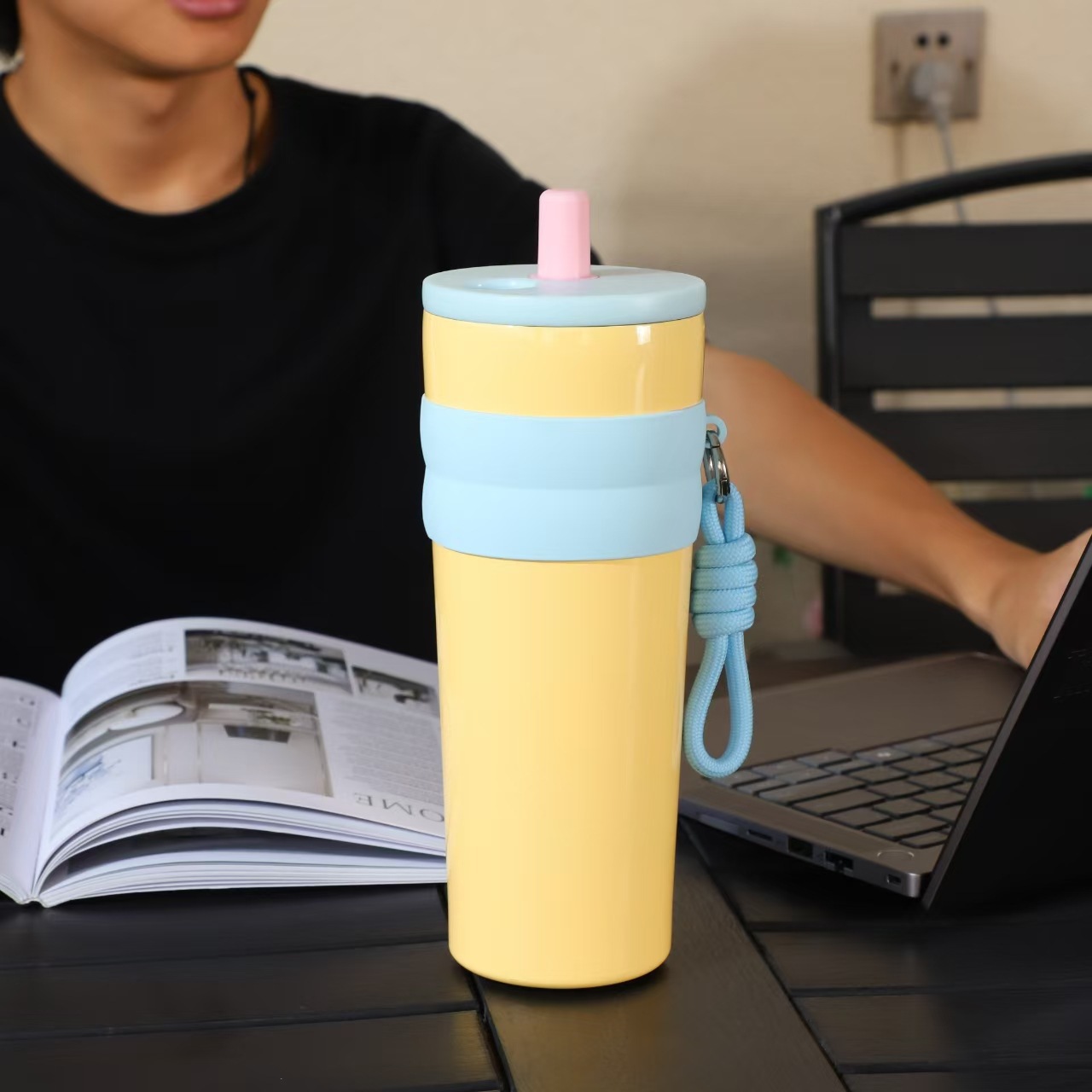 Nueva taza de paja de alto valor facial con cuerda 316 taza de aislamiento térmico de acero inoxidable taza de hielo portátil de gran capacidad
