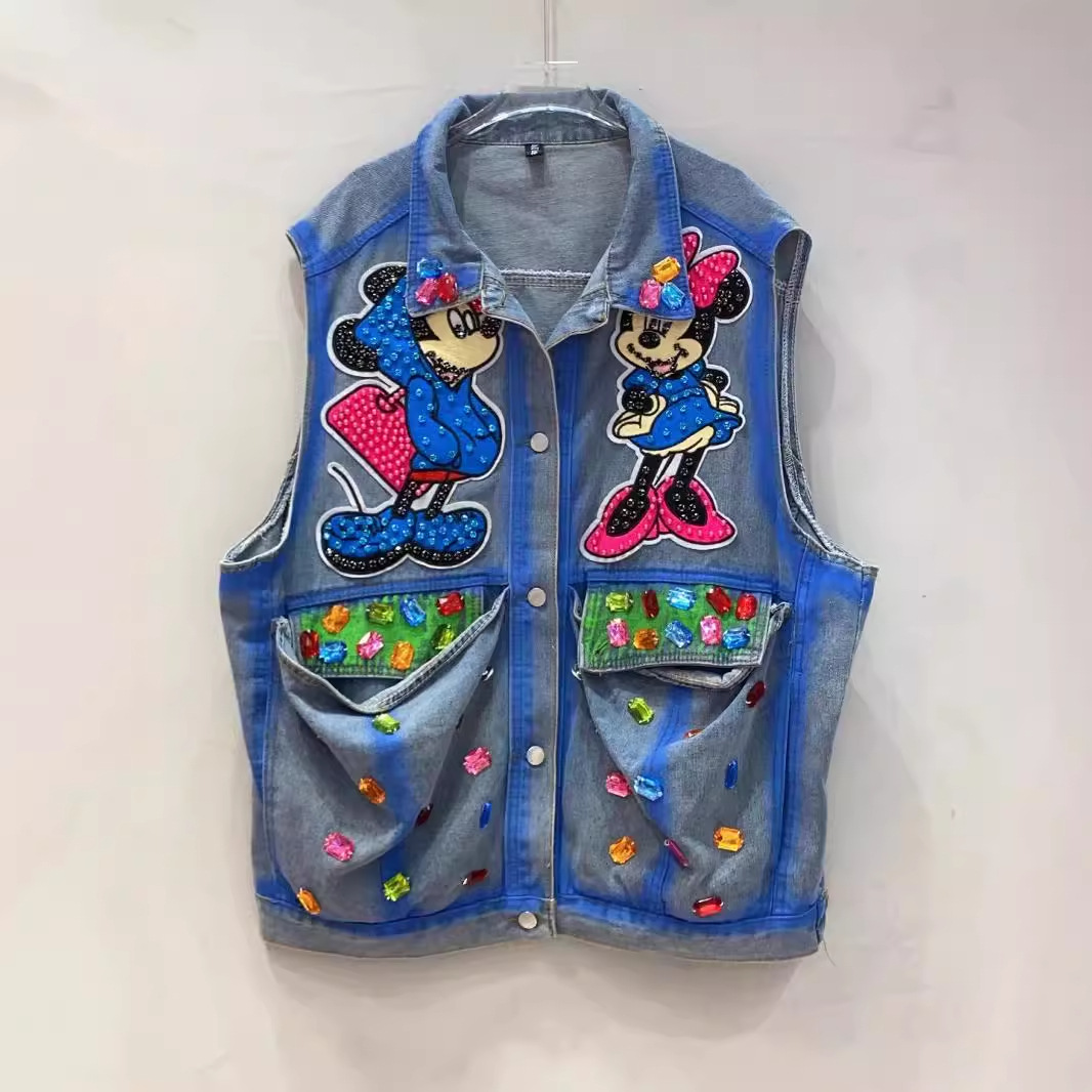Estación europea de diseño de marca de moda chaleco de vaquero sin mangas chaleco de la industria pesada de la mujer graffiti cuentas de clavos personalidad chaqueta de clip de caballo