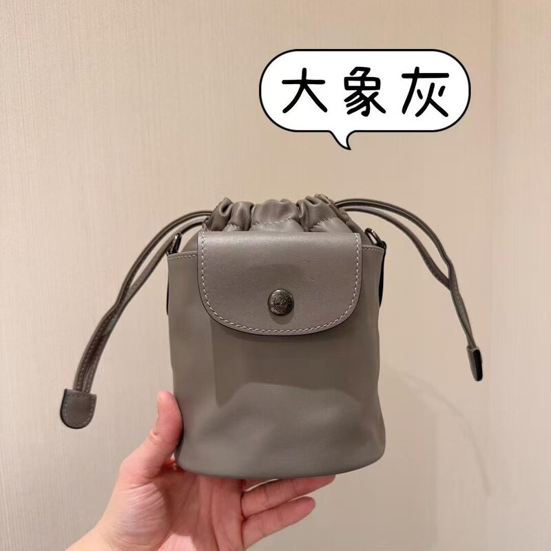 French Dragon Embroidered Drawstring Bucket Bag Wang Manyu Same Style 2025 New Small Lucky Bag Drawstring Shoulder Crossbody Bag for Women