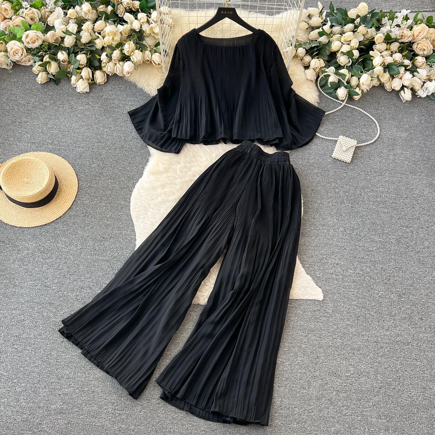 Retro Hepburn Style Women's Summer Loose Fitting T-Shirt High Waist Long Drape Sophisticated Elegant Short Pant Set_ecoleips.com