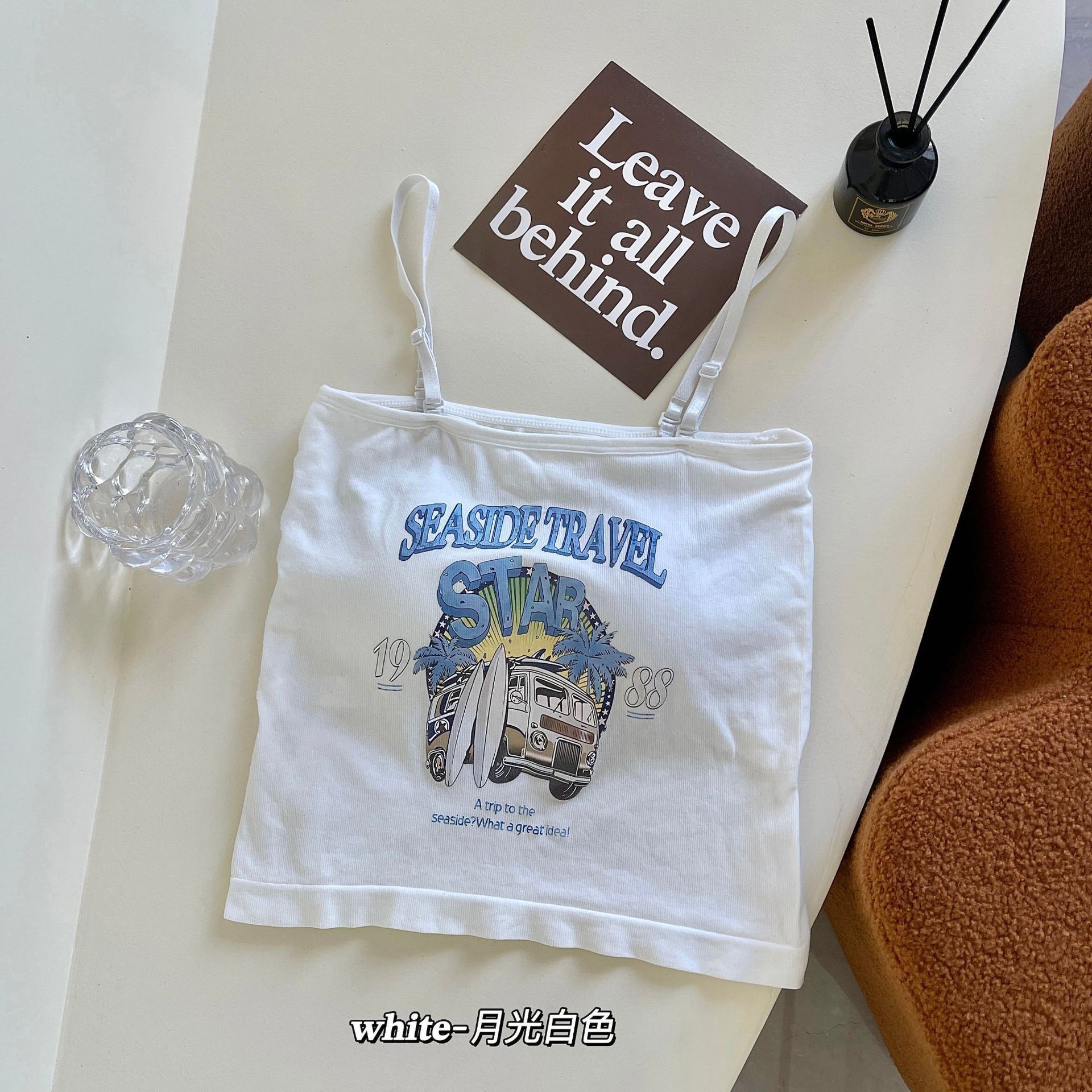 Estilo coreano belleza espalda camisola tubo superior de las mujeres taza fija chica caliente desgaste interior y exterior correa de hombro ajustable camisola