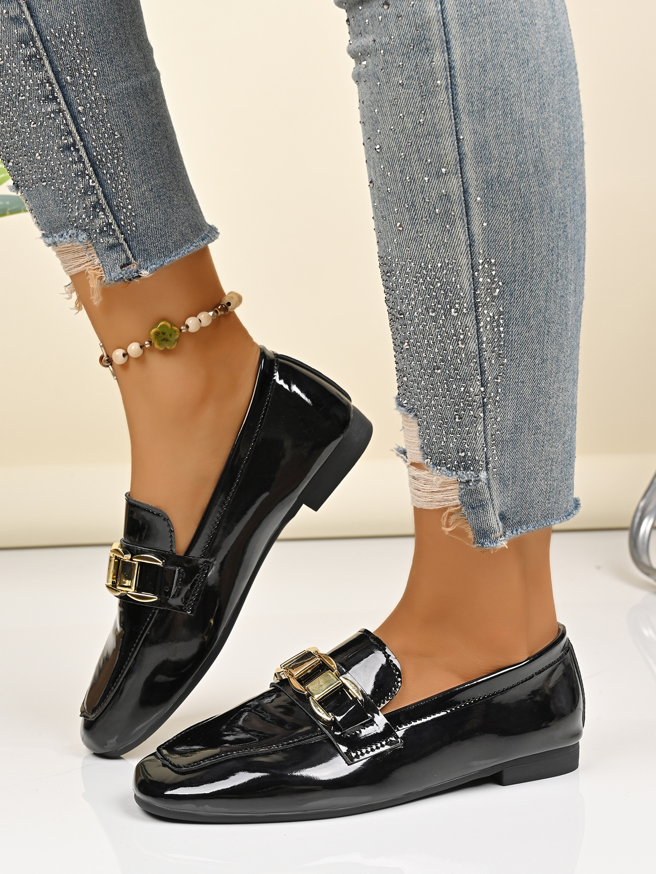 Women's Metal Chain Flat Loafers Autumn Casual Style Export Available New_vogvips.com
