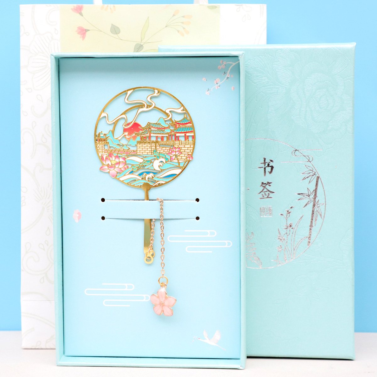 Chaozhou Guangji Bridge pendant (blue box + Gift Bag)