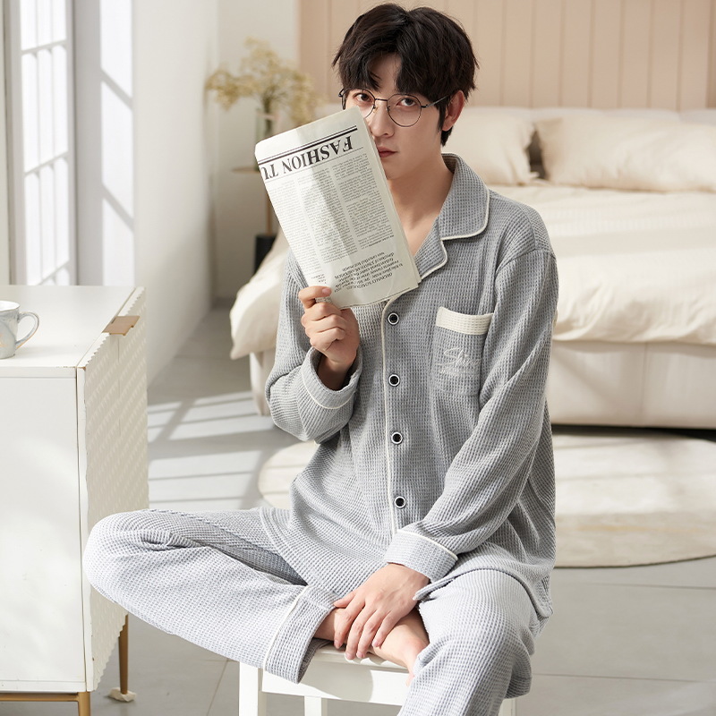 Pijamas de hombre Primavera y otoño solapa de manga larga Cardigan Youth algodón más tamaño suelto traje de uso doméstico se puede usar fuera