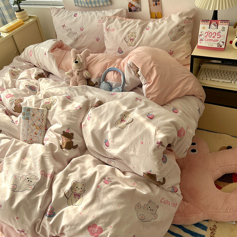 Cama de cuatro piezas de madres y bebés de clase A sábanas de algodón cubierta cama de dormitorio de estudiantes de tres piezas de cama