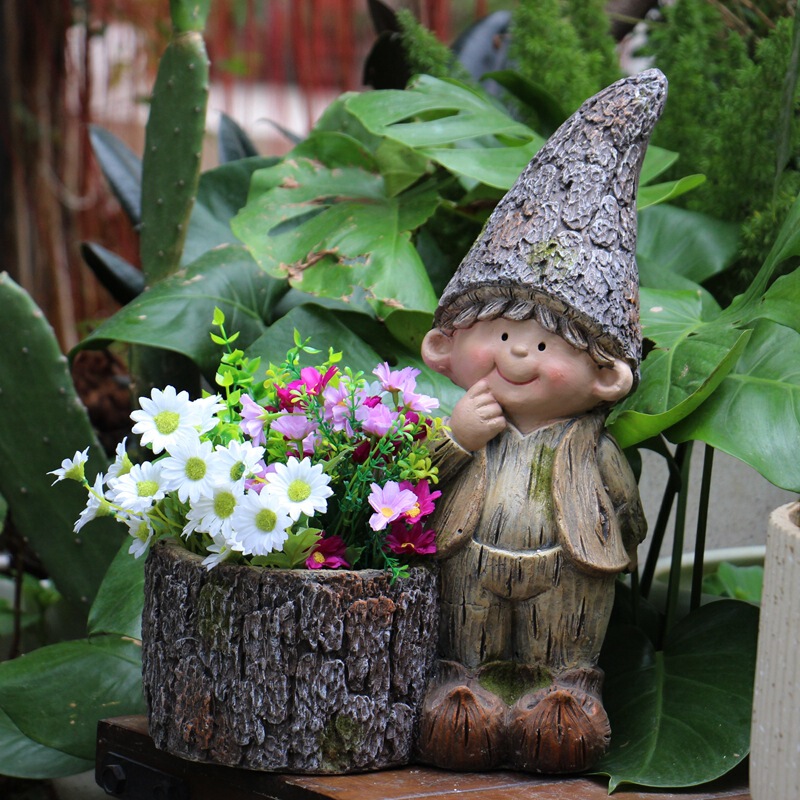 Garden cute boy girl flower pot decoration garden balcony lawn gardening flower pot decoration Net red playground landscape