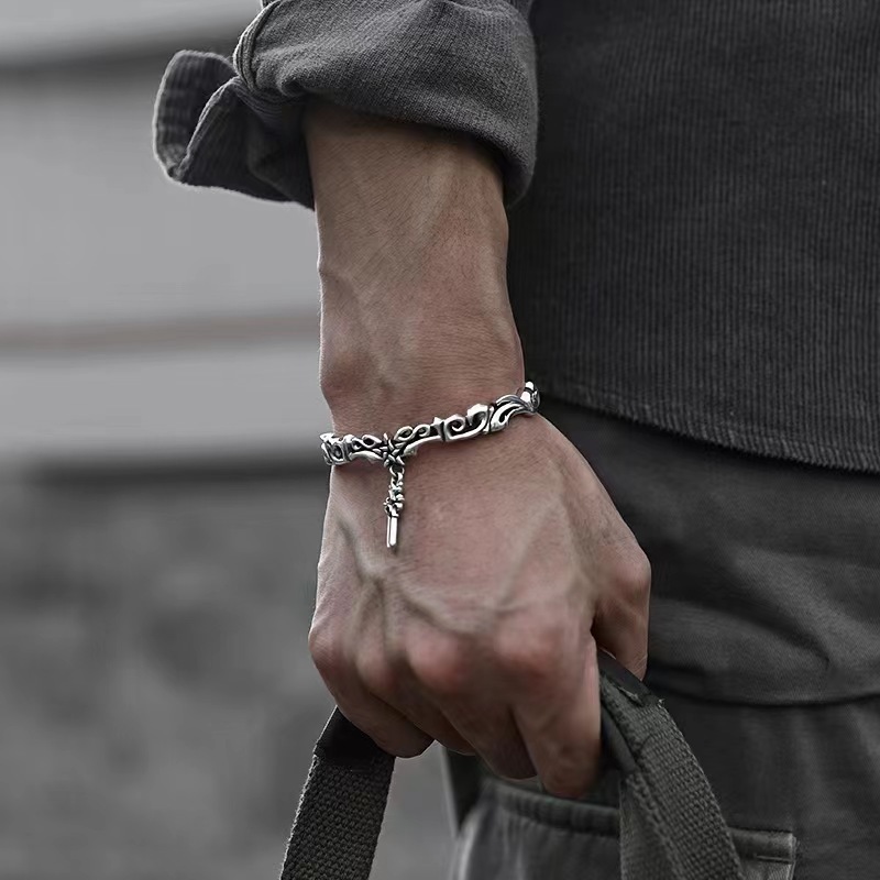 Kore versiyonu S925 gümüş asma Bilezik ağır sanayi beş köşeli yıldız çapraz koyu desen Bilezik yaratıcı moda_voghion.com