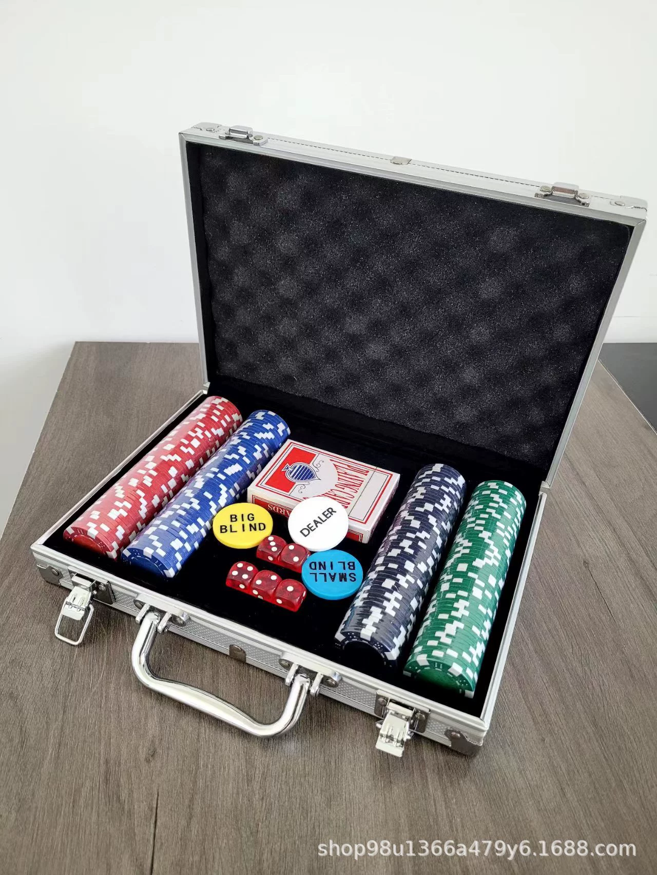 Набор фишек покера Texas Hold'em, алюминиевая коробка, чипы и кости, опции 25–500 шт