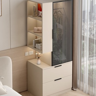 ��ľ��߅��һ�w�ռ{������������D��С���ͺ��׆���խ����