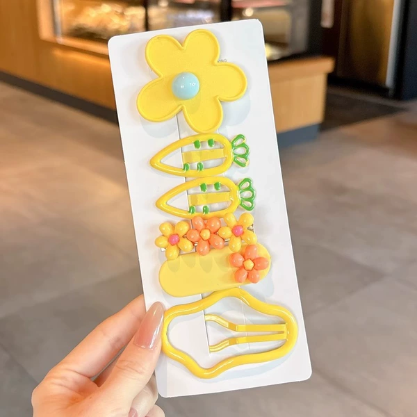 Yellow set, flowered, 6 pieces