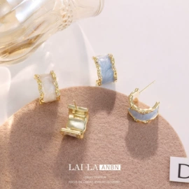 耳钉;项链;耳环