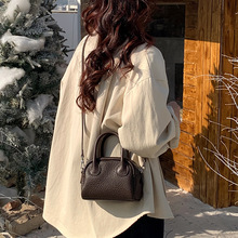 �͹�������Ƥ���g���С����Ƥ����б���ŮС��2026�¿ʿ�D��